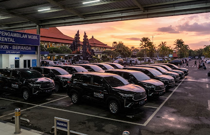 Tampilan beranda demo website rental mobil Garuda Jaya Rental Bali